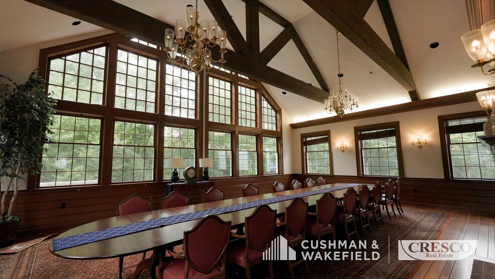 More Photos Of 4420 Sherwin Rd, Willoughby Office For Lease