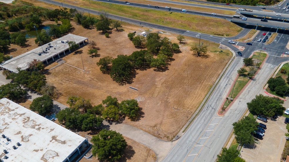 More Photos Of 3005 S Earl Rudder Fwy, College Station Land For Sale