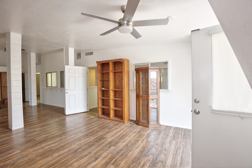 More Photos Of 404 W Main St, Payson Medical For Sale
