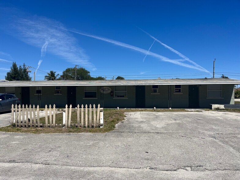 More Photos Of 977 Miner Rd, Lantana Apartments For Sale