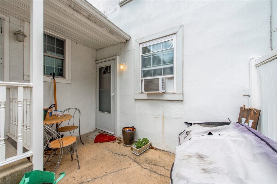 More Photos Of 20 S Village Ave, Exton Apartments For Sale