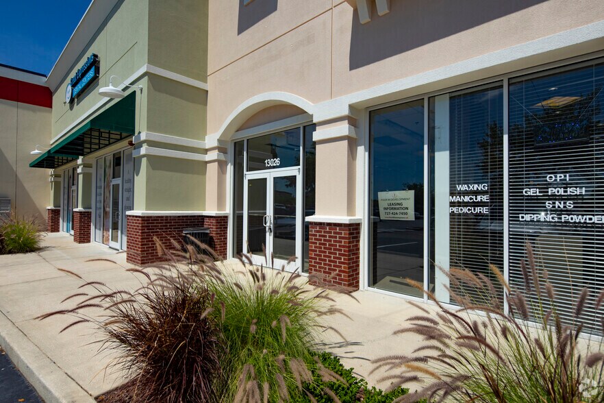 More Photos Of 13016-13038 Race Track Rd, Tampa Unknown For Lease