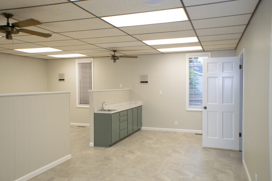 More Photos Of 101 Matterhorn Dr, Old Hickory Medical For Lease