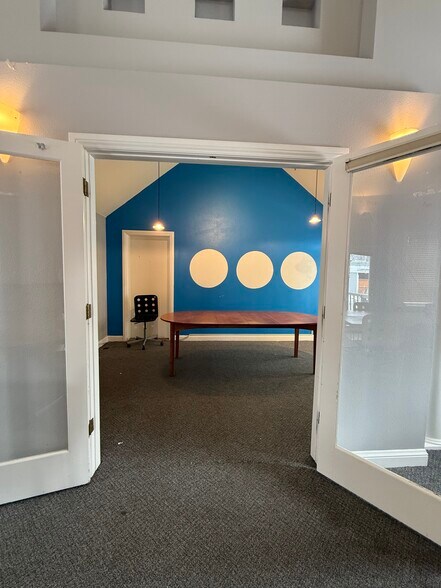 More Photos Of 1648 Spruce st, Boulder Office For Lease