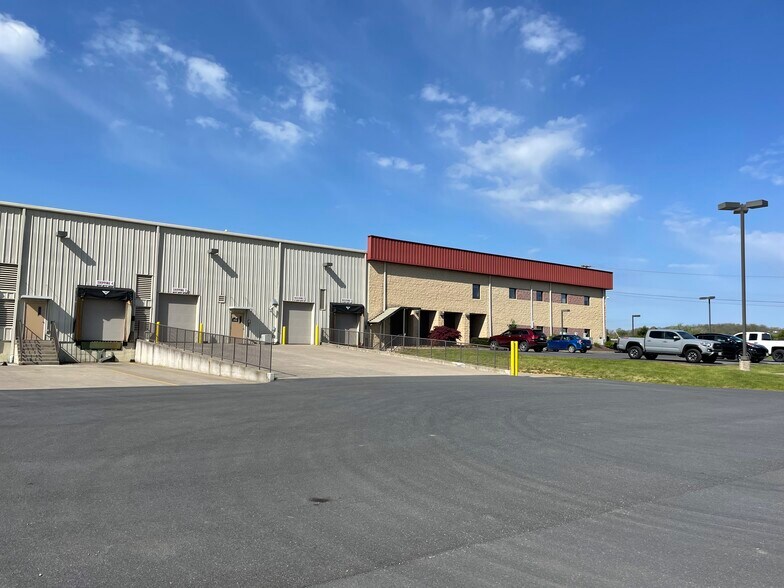 More Photos Of 3900 Early Rd, Harrisonburg Distribution For Lease