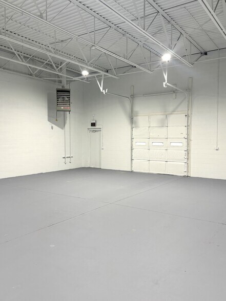 More Photos Of 5222-5232 Tractor Rd, Toledo Unknown For Lease