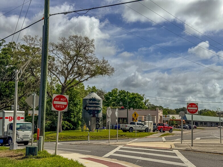 More Photos Of 615 Old Hospital Dr, Brooksville Land For Sale