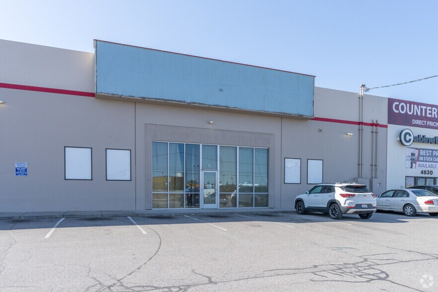 More Photos Of 4630 E Sprague Ave, Spokane Showroom For Sale