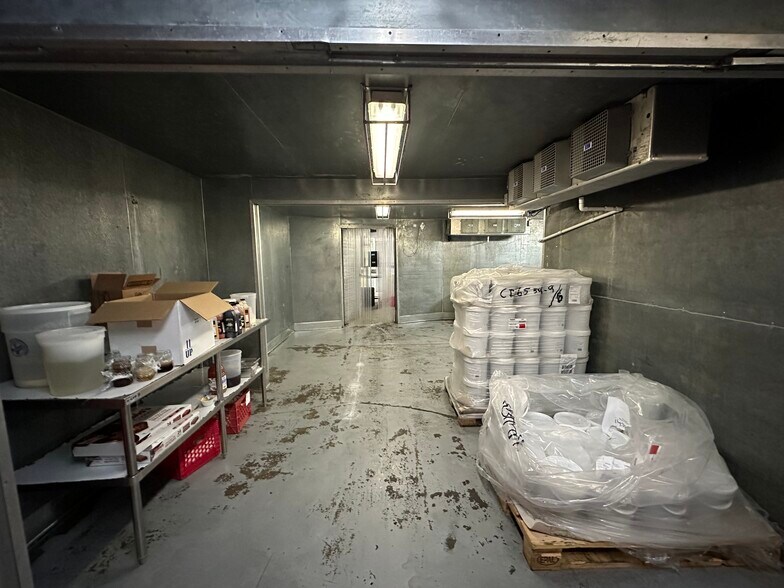 More Photos Of 1701 1st St, San Fernando Food Processing For Lease