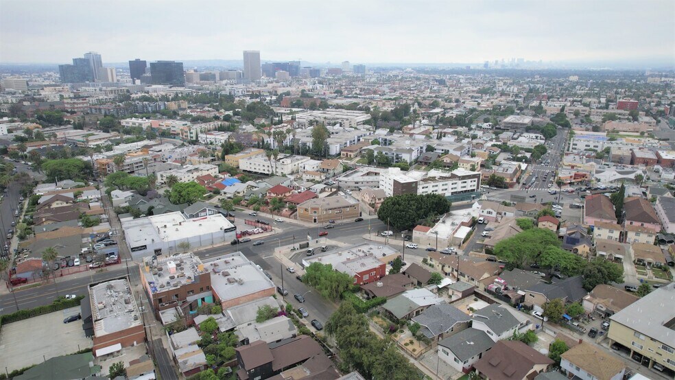 More Photos Of 3253 Beverly Blvd, Los Angeles Freestanding For Lease