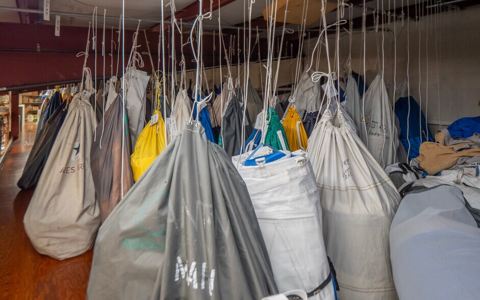 More Photos Of 64 Halsey St, Newport Warehouse For Sale