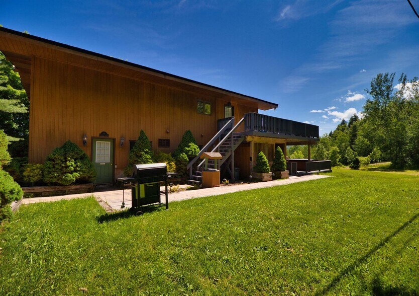 More Photos Of 218 NY-296, Windham Hotel For Sale