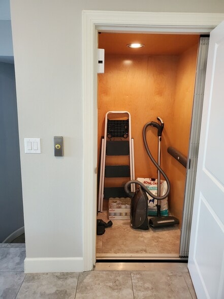 More Photos Of 3157 Nautical Pl S, Saint Petersburg Multifamily For Sale