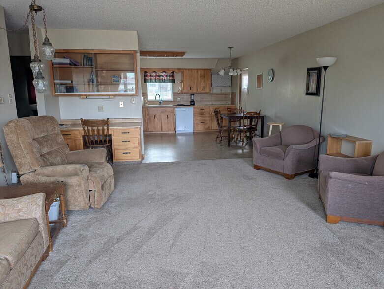 More Photos Of 702 S 3rd St E, Malta Multifamily For Sale