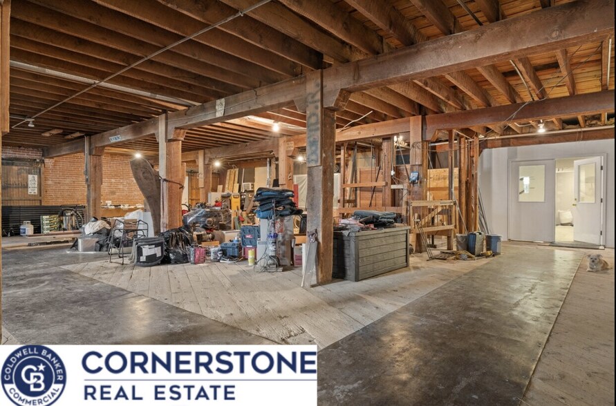 More Photos Of 350 N Kimball St, Casper Flex For Sale