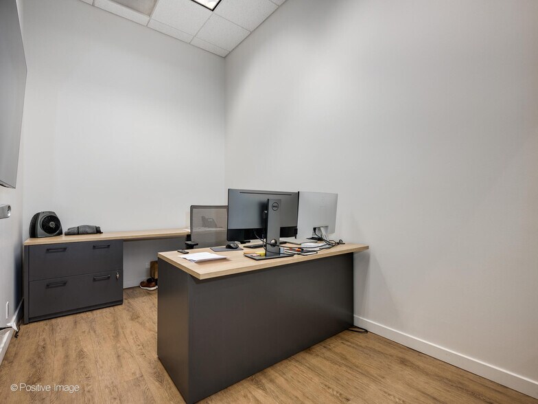 More Photos Of 435 W Erie St, Chicago Apartments For Sale