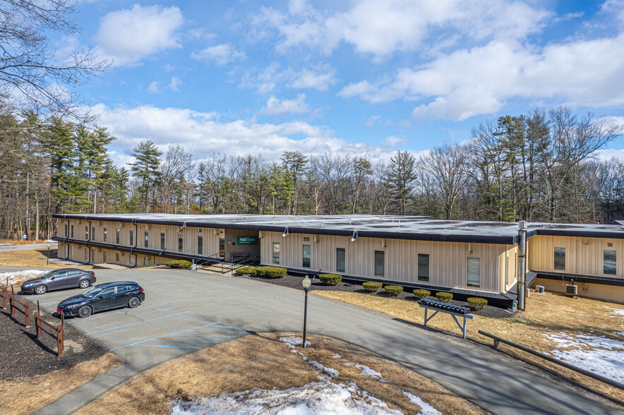 Primary Photo Of 313 Ushers Rd, Ballston Lake Office For Lease