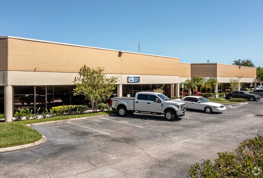 Primary Photo Of 2300-2310 Tall Pines Dr, Largo Unknown For Lease