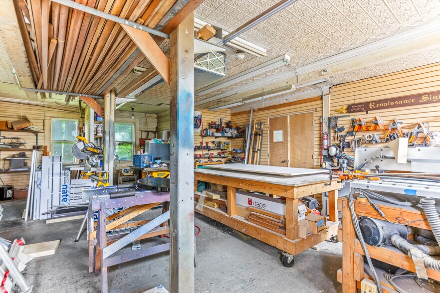 More Photos Of 58 Pickering Rd, Rochester Apartments For Sale