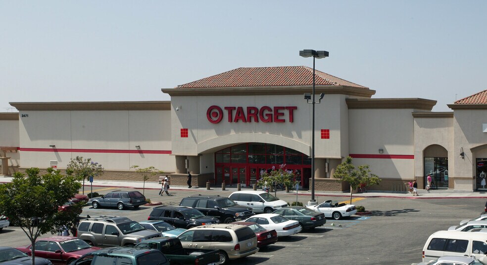More Photos Of 3363-3531 W Century Blvd, Inglewood Unknown For Lease