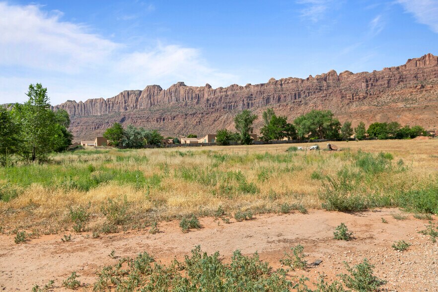 More Photos Of 3640 Spanish Valley dr, Moab Land For Sale