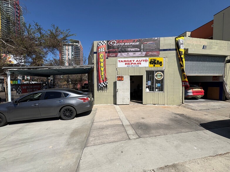 More Photos Of 301 16th St, San Diego Auto Repair For Sale