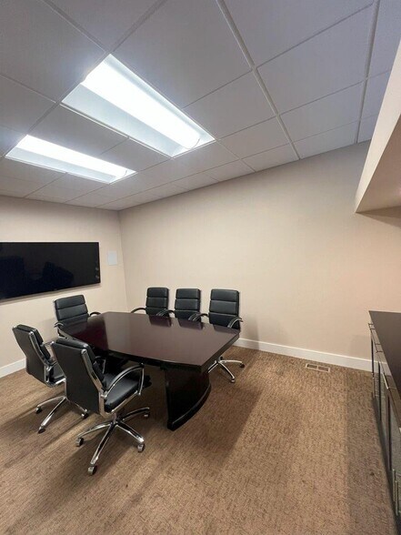 More Photos Of 2707-2717 E Louisiana Ave, Denver Office For Sale