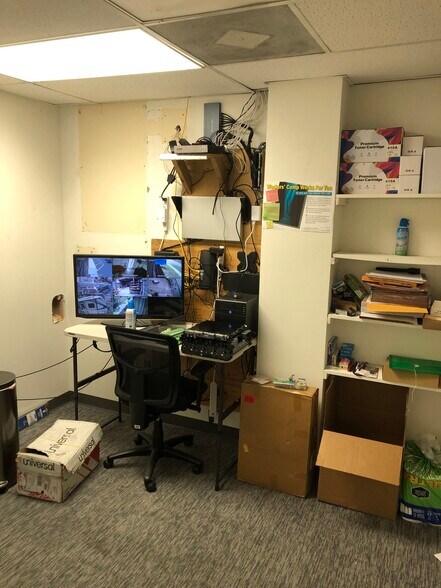 More Photos Of 417 Magnolia St, Altamonte Springs Light Distribution For Lease