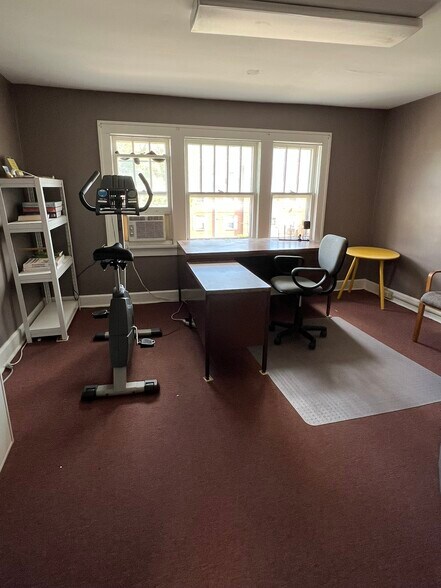 More Photos Of 307 Cottage Ave, Anderson Office For Sale
