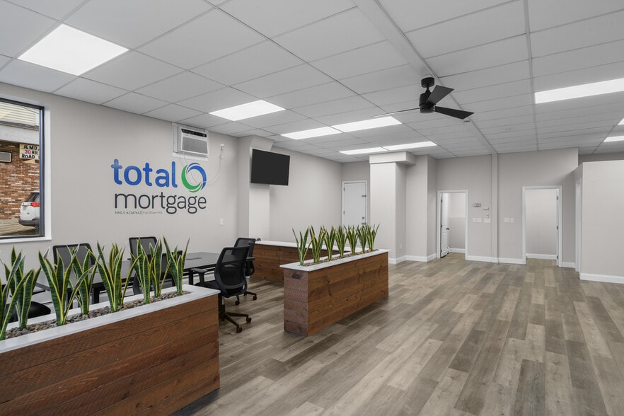 More Photos Of 337 Columbia St, Fall River Apartments For Sale