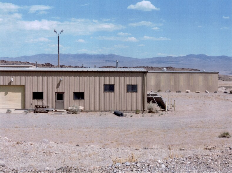 More Photos Of 1 To 1 Mill, Silverpeak Land For Sale