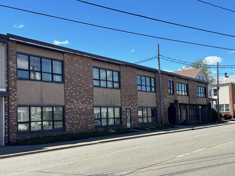 More Photos Of 510-514 Haight Ave, Poughkeepsie Office For Sale