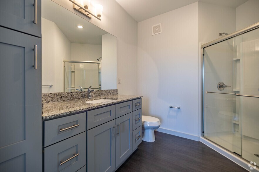 More Photos Of 5829 Madison Rd, Cincinnati Apartments For Lease