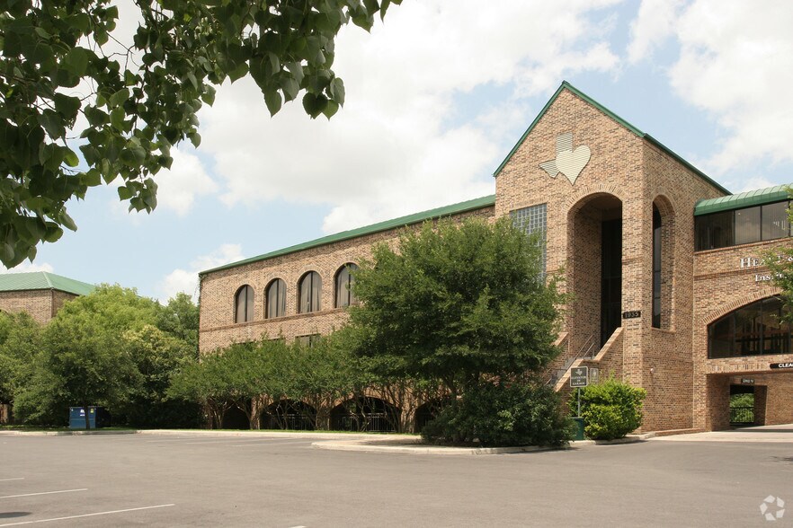 More Photos Of 1933 NE Loop 410, San Antonio Unknown For Lease