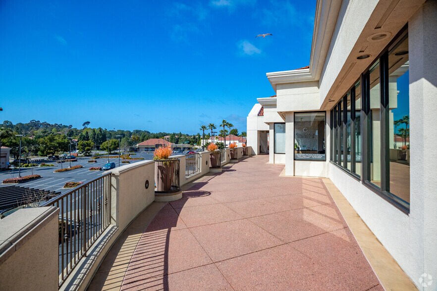 More Photos Of 3433-3545 Del Mar Heights Rd, San Diego Unknown For Lease