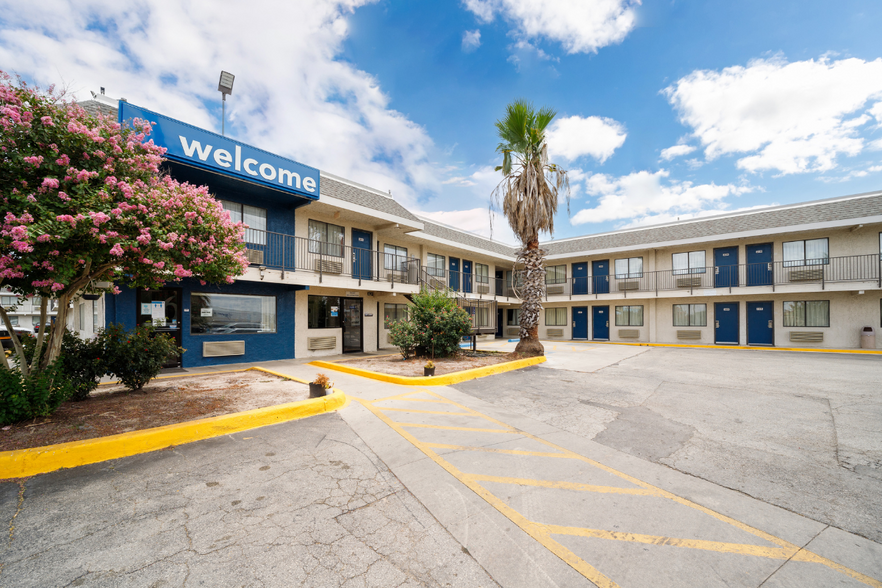 Primary Photo Of 5522 N Interstate 35, San Antonio Hospitality For Sale