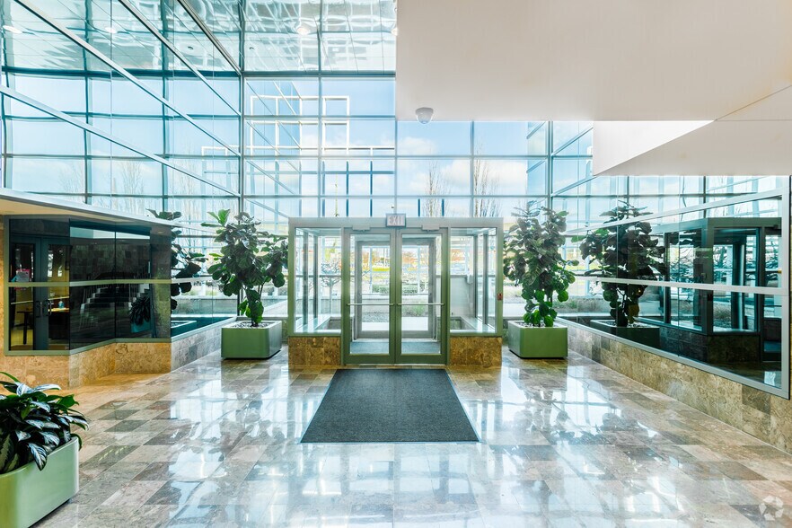 More Photos Of 39209 W 6 Mile Rd, Livonia Office For Lease