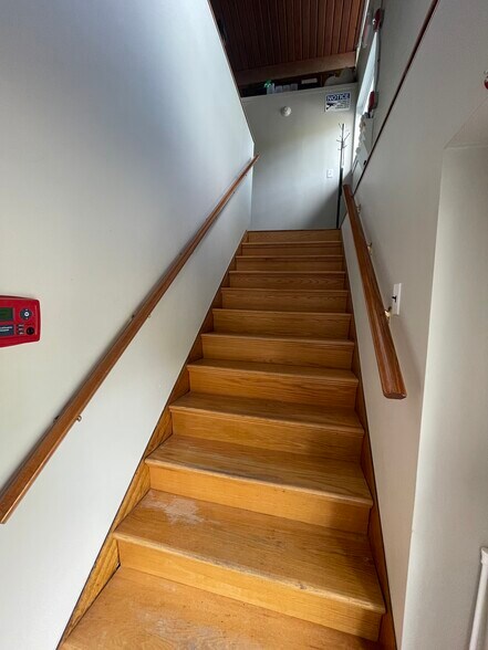 More Photos Of 43 Summer St, Somerville Loft Creative Space For Lease