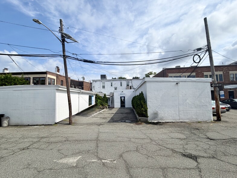 More Photos Of 380-384 Bloomfield Ave, Caldwell Storefront For Sale