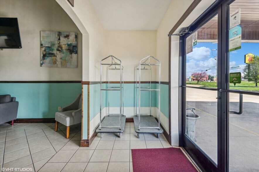 More Photos Of 1731 S State Route 127, Greenville Hotel For Sale