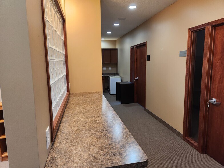 More Photos Of 3352 Sherman Ct, Eagan Medical For Sale