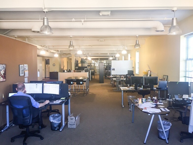 More Photos Of 213-215 S Ashley St, Ann Arbor Office For Lease
