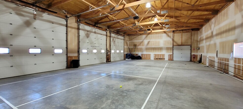 More Photos Of 3101 Vaughn Rd, Great Falls Flex For Sale