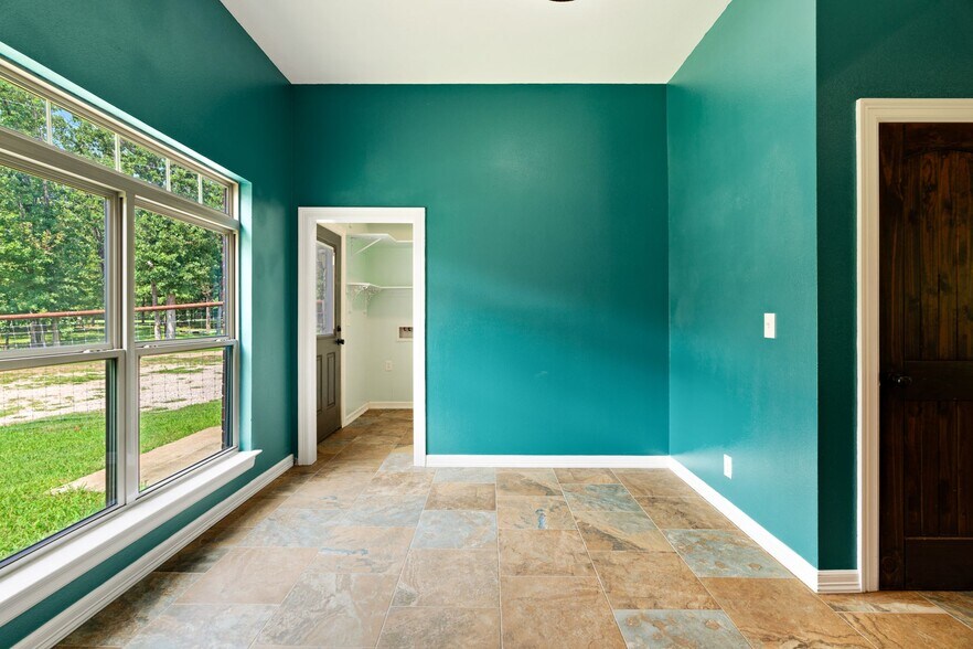 More Photos Of 821 County Road 43830, Paris Multifamily For Sale