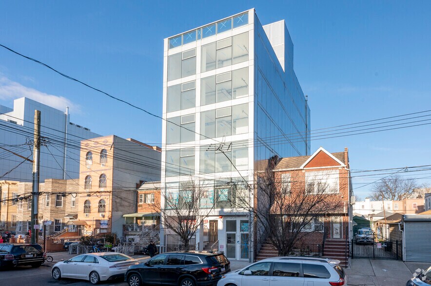 More Photos Of 867 53rd St, Brooklyn Medical For Lease