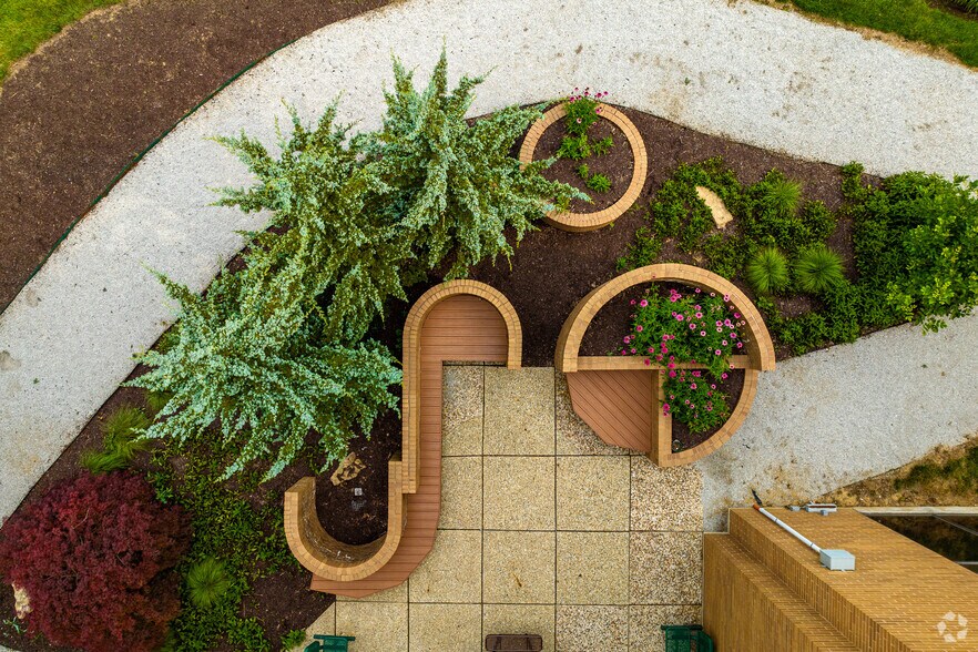 More Photos Of 11960 Westline Industrial Dr, Saint Louis Office For Lease