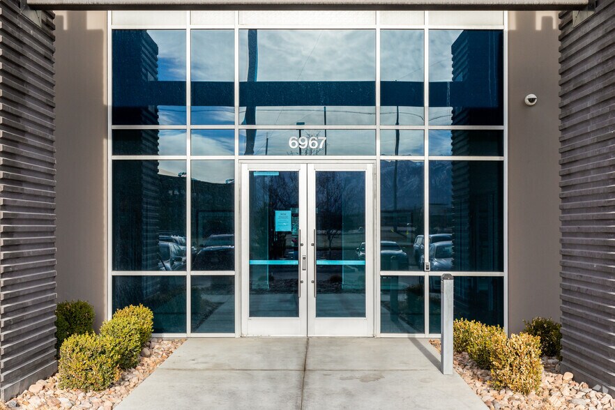 More Photos Of 6967 S River Gate Dr, Midvale Office For Lease