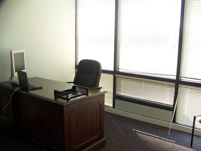 More Photos Of 301 Maple Ave W, Vienna Medical For Sale