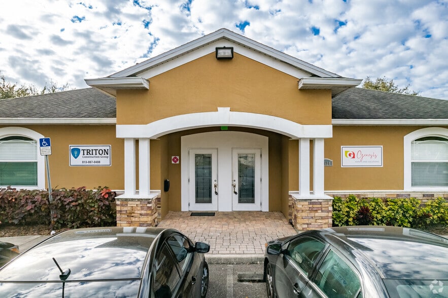 More Photos Of 7324 W Comanche Ave, Tampa Office For Lease