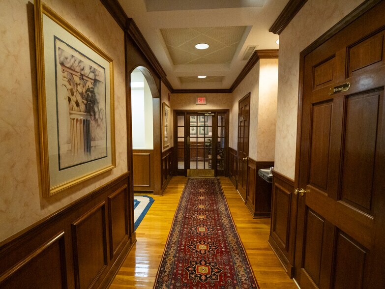 More Photos Of 110 E Carver St, Durham Medical For Sale
